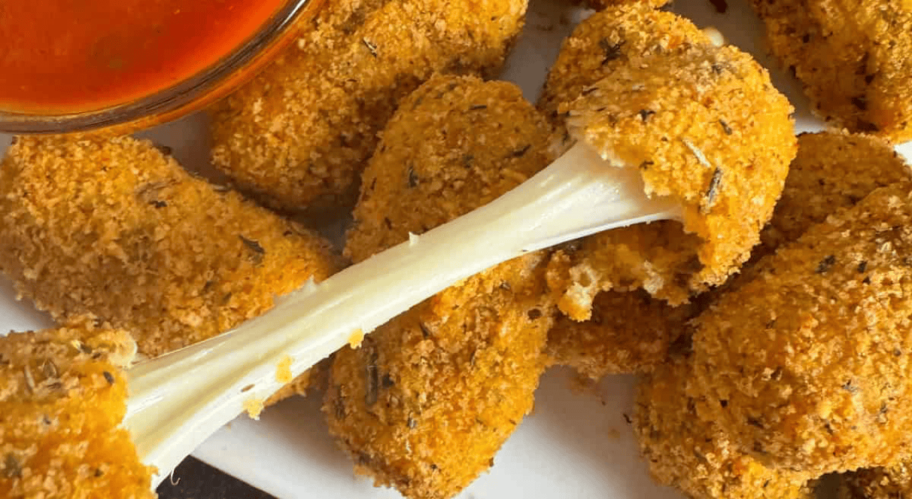 keto mozzarella sticks