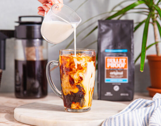 How to Make Cold Brew Coffee + Cold Brew vs Iced Coffee