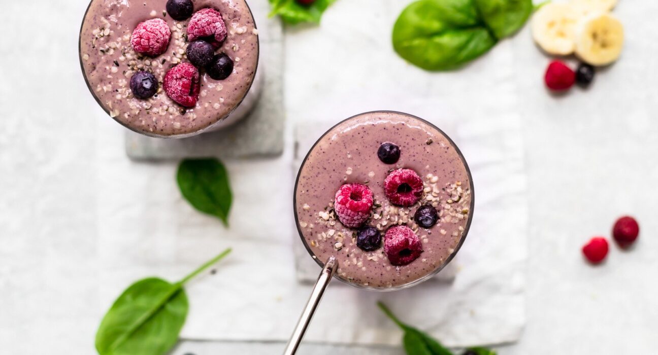 The Best Mixed Berry Smoothie (high-protein!)