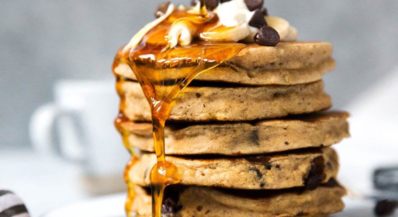 Fluffy Banana Bread Pancakes