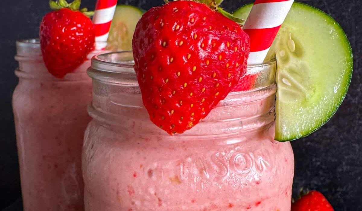 strawberry and cucumber smoothie