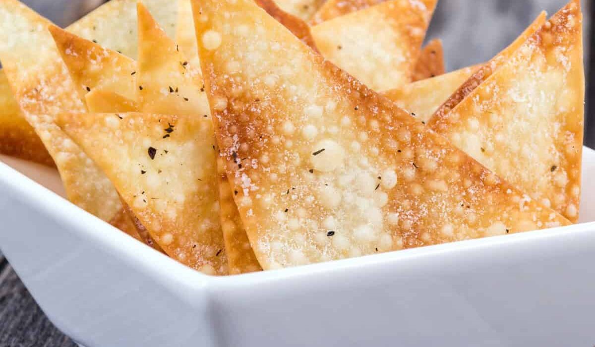 Wonton Chips in a white bowl