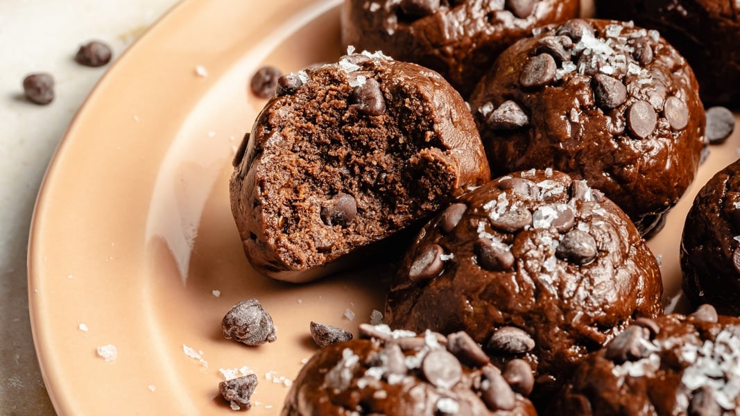 Chocolate Protein Brownie Bites (easily nut-free!)