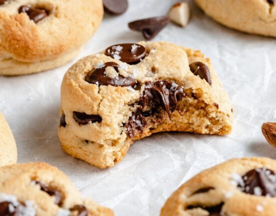 Almond Flour Chocolate Chip Cookies (grain-free!)