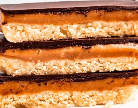 Homemade Halloween Treats Everyone Will Love (great for kids!)