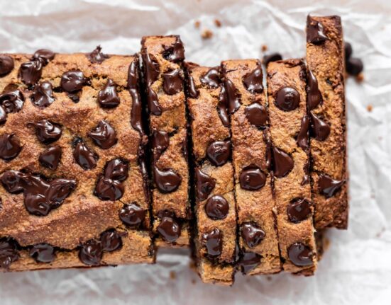 Nourishing Almond Flour Banana Bread (gluten free!)