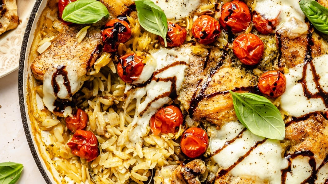 One Pan Chicken Caprese Orzo Bake
