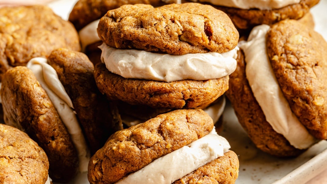 Salted Brown Butter Pumpkin Oatmeal Cream Pies