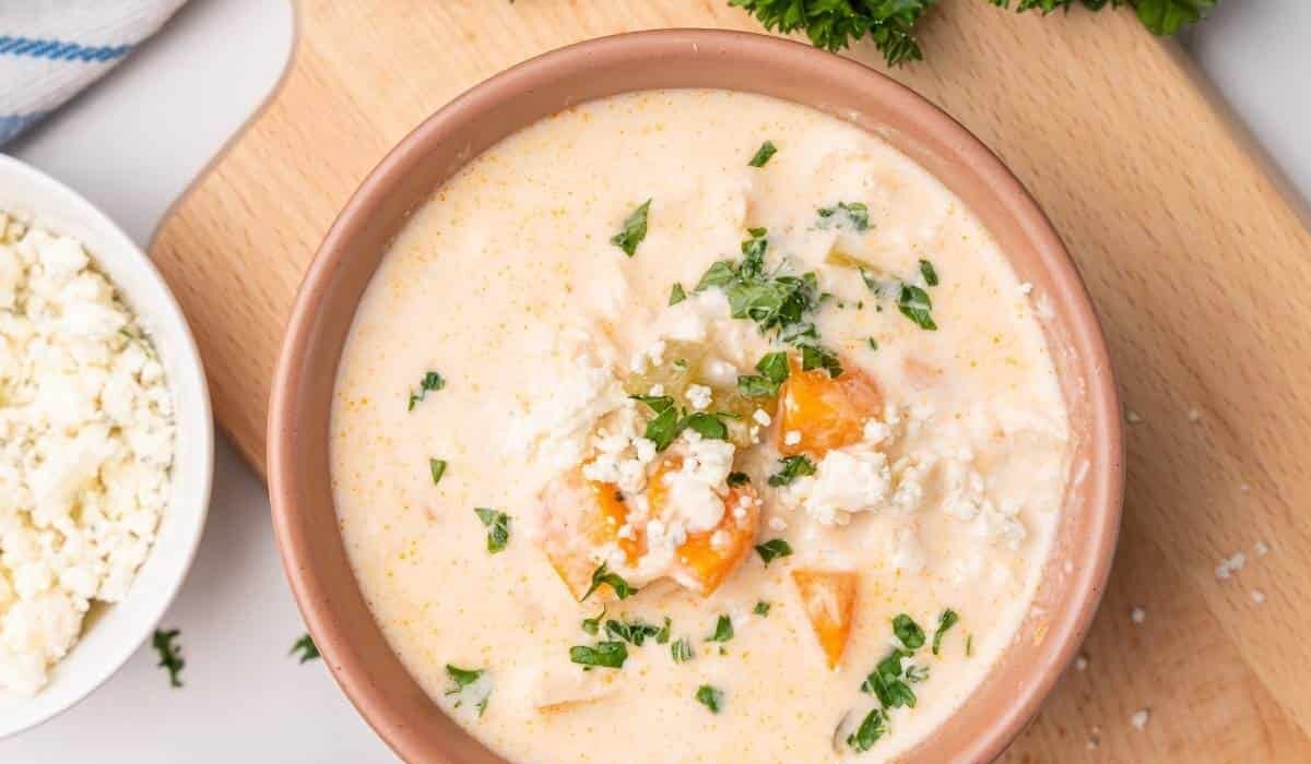 overhead picture of buffalo chicken soup