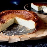 Keto Torta de Queso (Basque Cheesecake)
