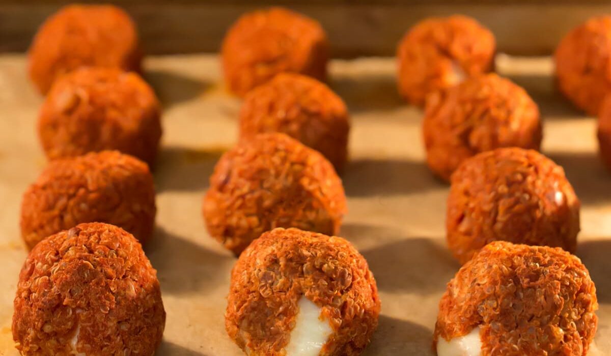 Quinoa Pizza Bites Recipe