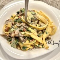 KETO FETTUCCINE WITH PANCETTA & MUSHROOMS