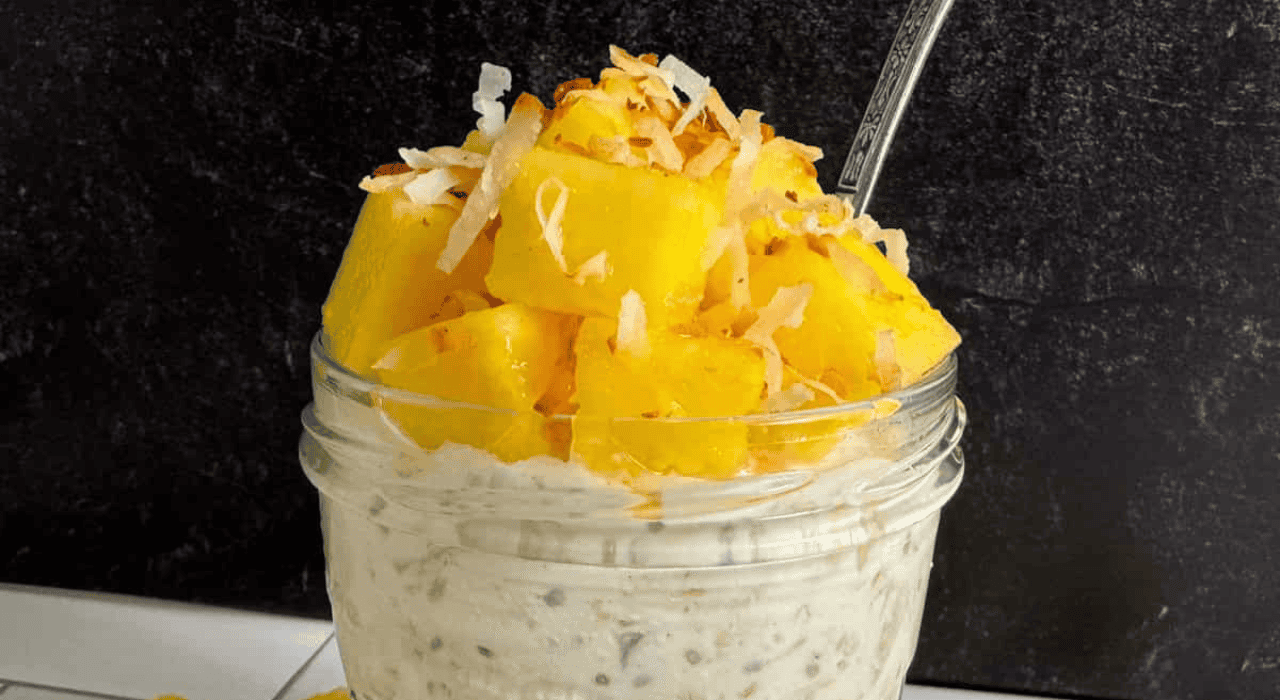 pineapple overnight oats