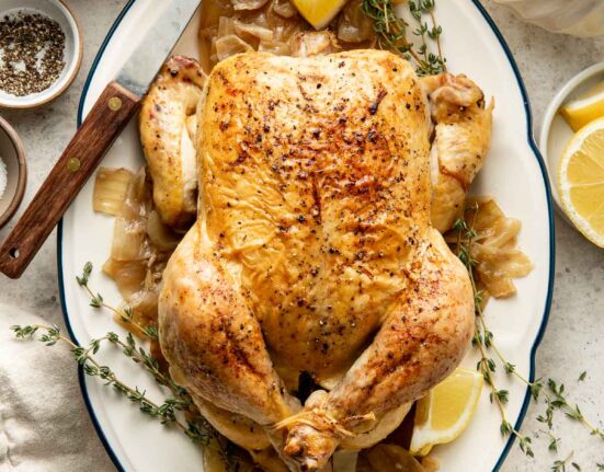 Roasted Chicken Recipe (Easy and Delicious)