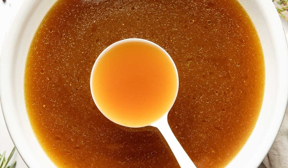 Slow Cooker Bone Broth Recipe