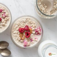 Protein overnight oats with peanut butter and raspberries